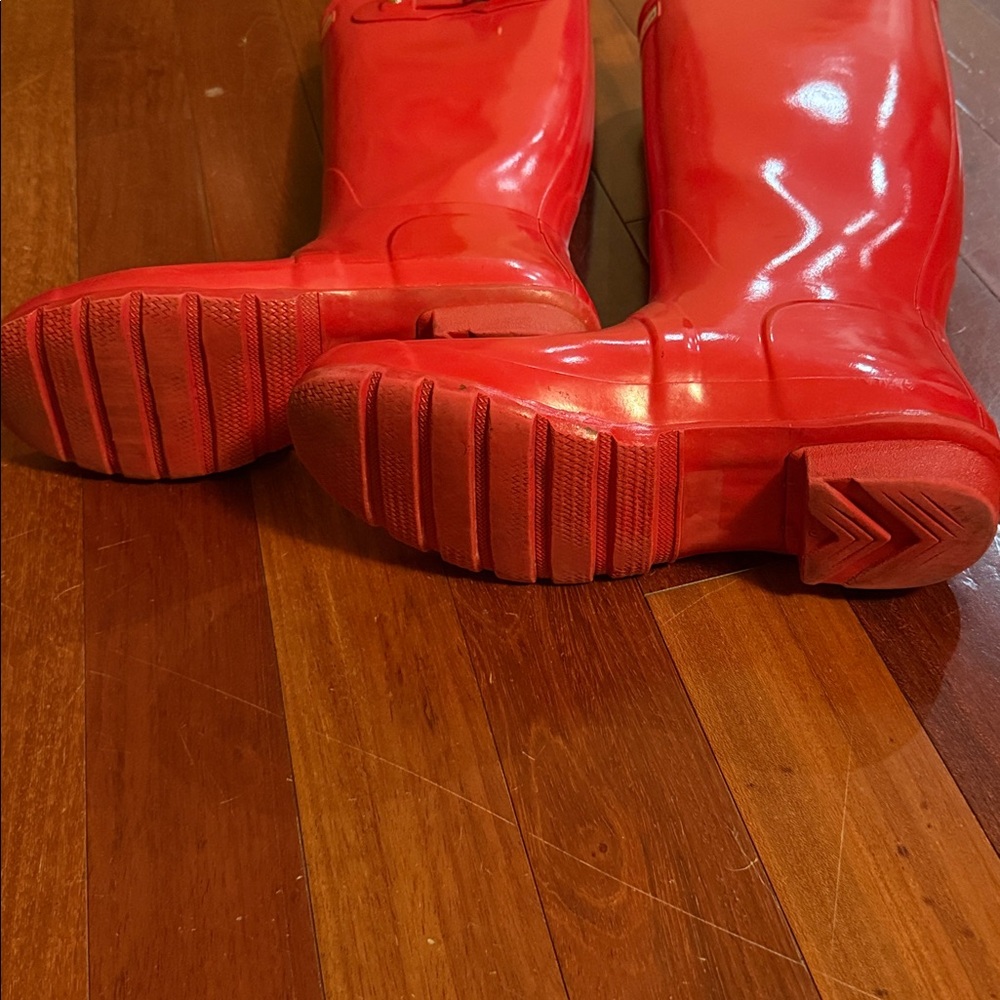 Hunter Bold Red Waterproof Boots Men 9 Women 10 - Picture 5 of 7
